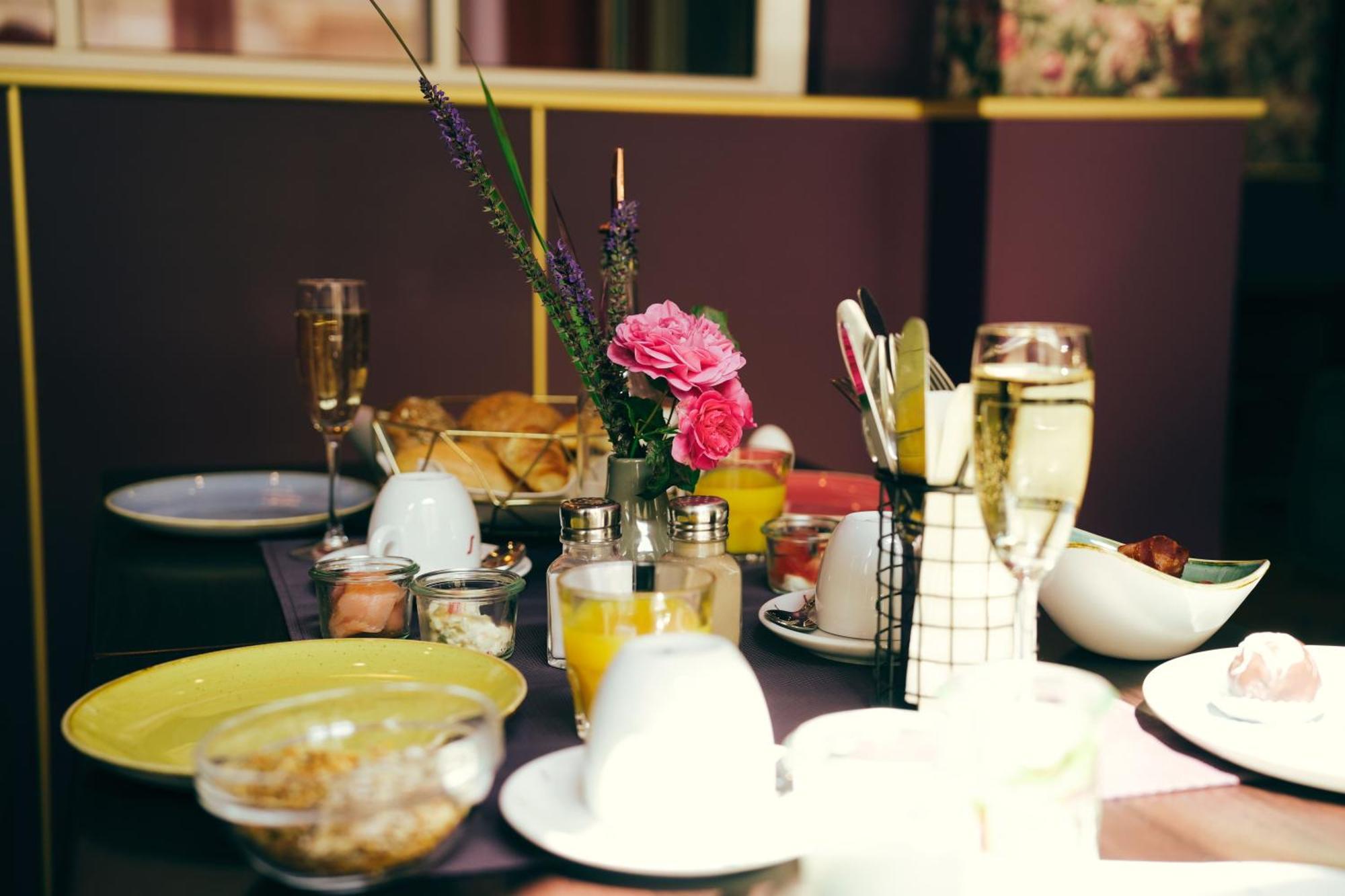 Boutique Hotel Rothenburger Hof Dresda Esterno foto